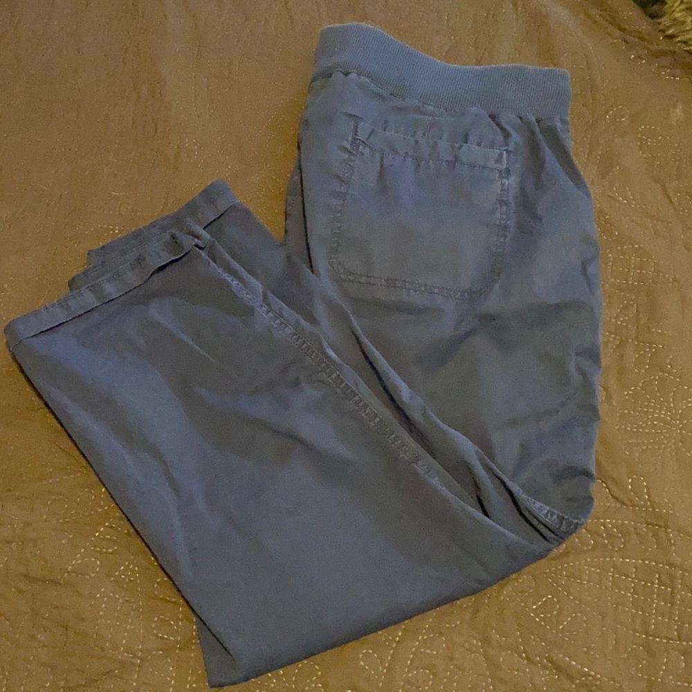 Maurices capris